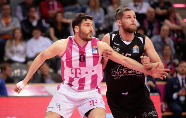 成为了万众 成为了万众