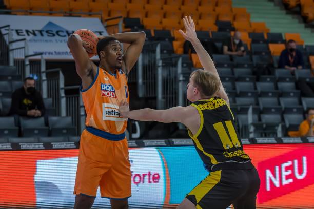 尔边卫蒂亚 尔边卫蒂亚