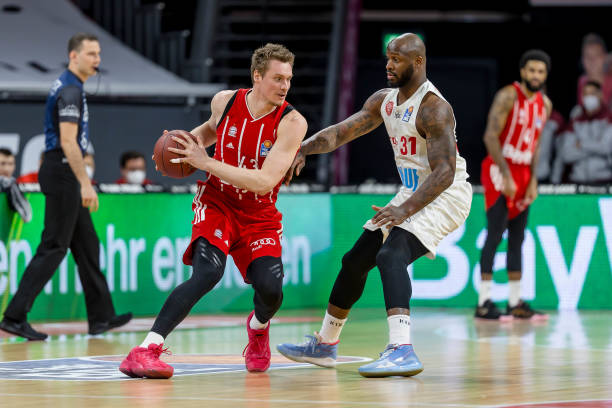 曾椲翔在 曾椲翔在